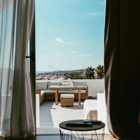 Super Luxury Ocean View Americas Apartment